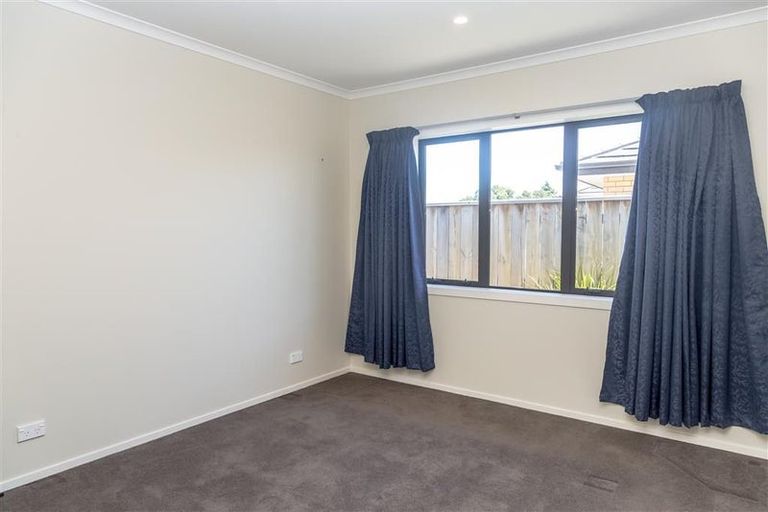 Photo of property in 11 Feist Street, Carterton, 5713