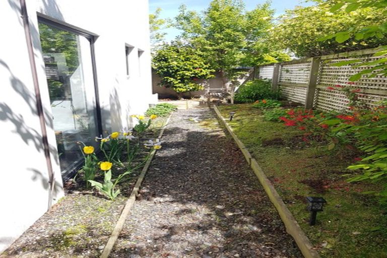 Photo of property in 2/7 Beveridge Street, Christchurch Central, Christchurch, 8013