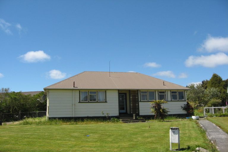 Photo of property in 11 Colvin Street, Westport, 7825