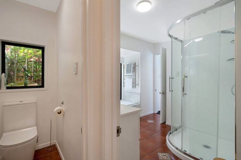 Photo of property in 20 Taitua Drive, Te Atatu South, Auckland, 0610