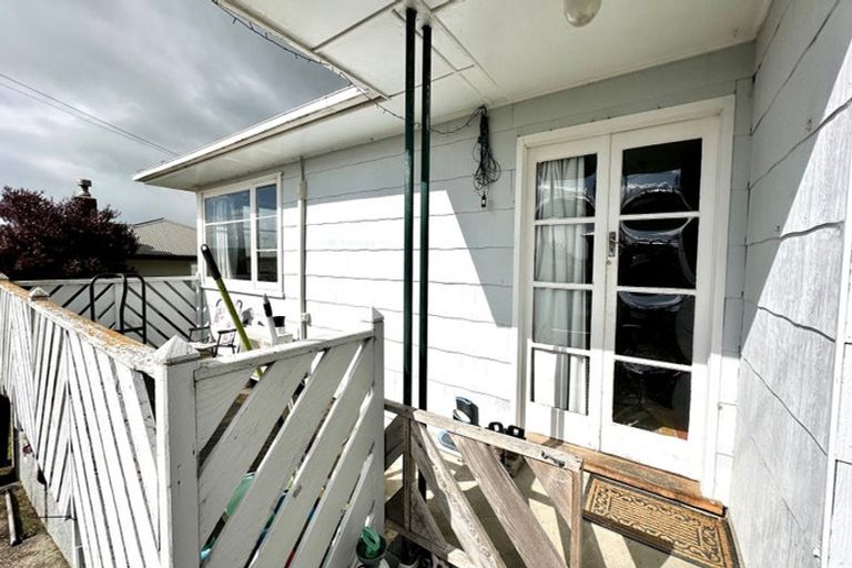 Photo of property in 27 Christie Street, Balclutha, 9230