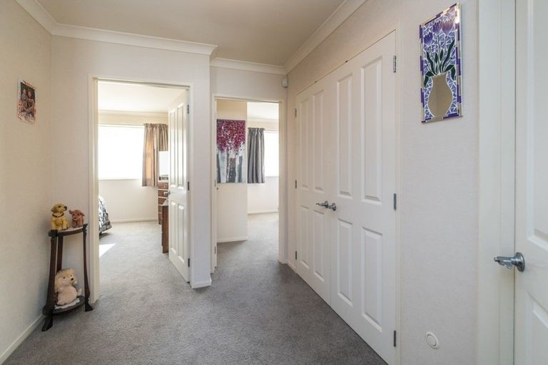 Photo of property in 20d Victoria Street, Hawera, 4610