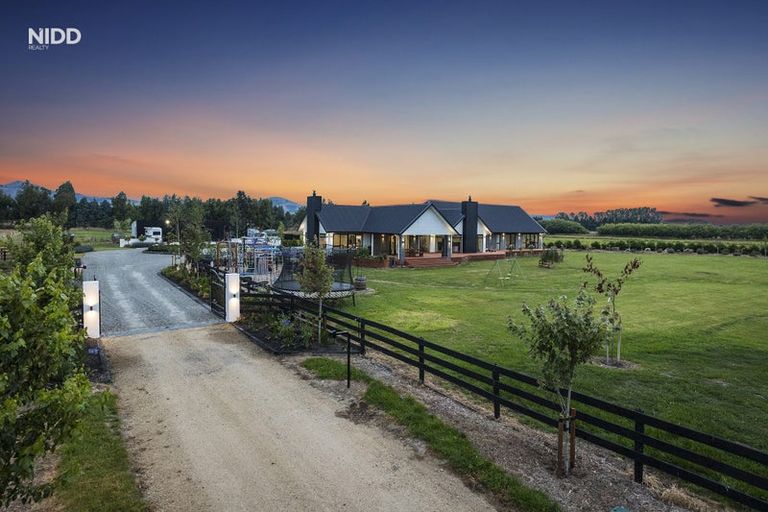 Photo of property in 347 Riccarton Road West, Mosgiel, 9092