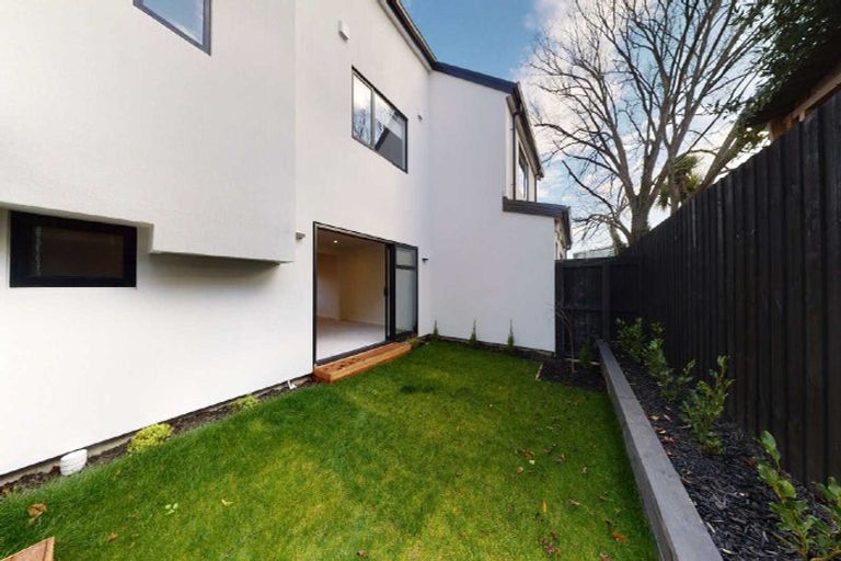 Photo of property in 2/128 Bishop Street, St Albans, Christchurch, 8014