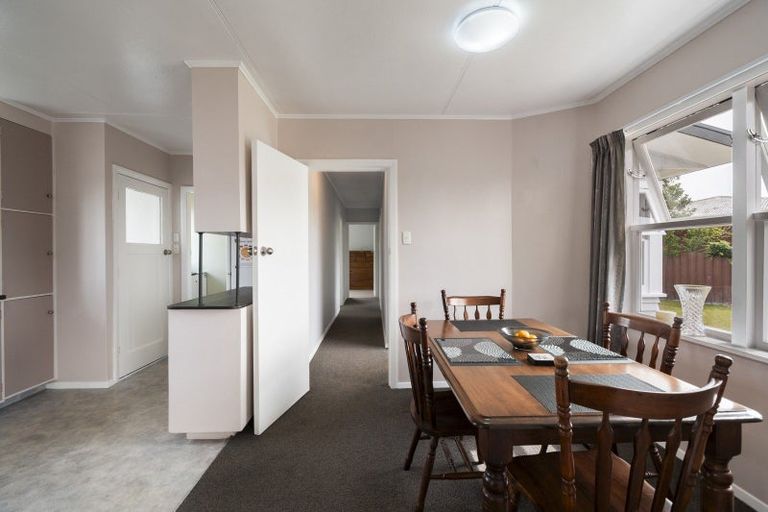 Photo of property in 3 Tingey Place, Awapuni, Palmerston North, 4412