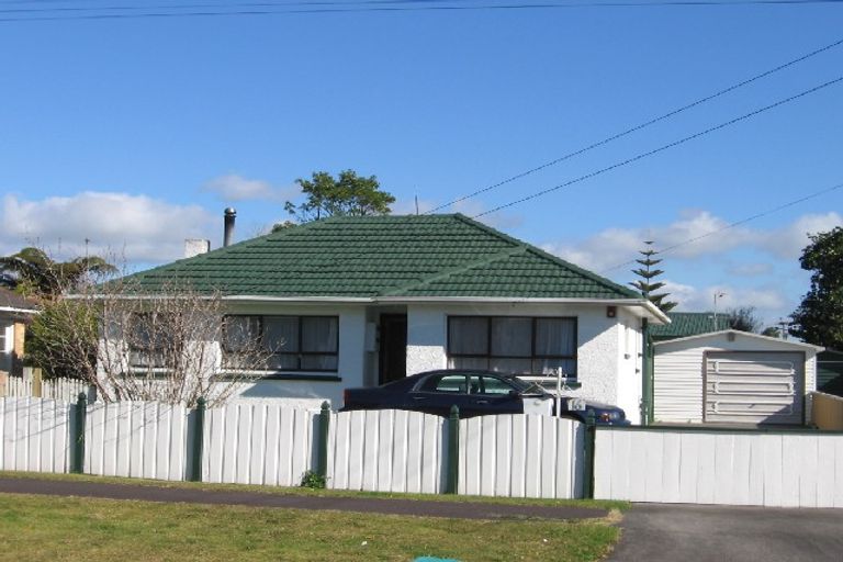 Photo of property in 2/16 Bunnythorpe Road, Papakura, 2110