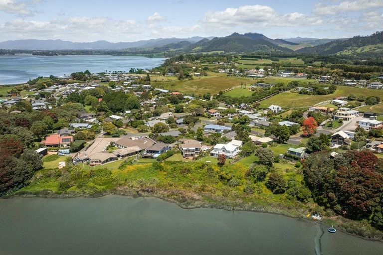 Photo of property in 2 Denby Close, Athenree, Katikati, 3177