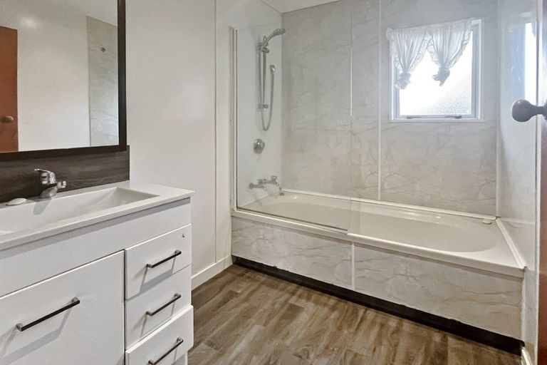 Photo of property in 1/190 Tamamutu Street, Taupo, 3330