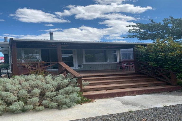 Photo of property in 107 Fitzherbert Street, Featherston, 5710