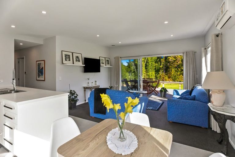 Photo of property in 76 Riddell Road, Kerikeri, 0230