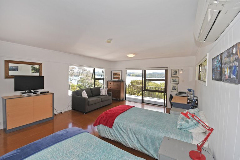 Photo of property in 79 Ridge Road, Howick, Auckland, 2014