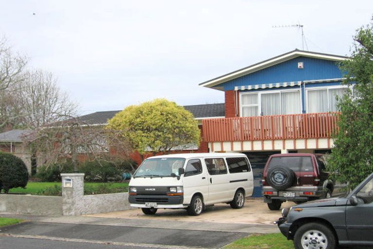 Photo of property in 10 Marnane Terrace, St Andrews, Hamilton, 3200