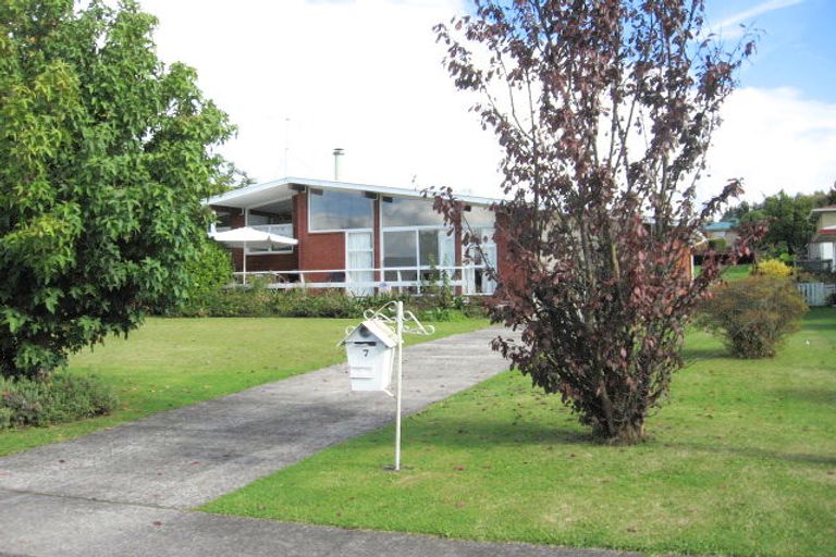 Photo of property in 7 Oxford Street, Tirau, 3410