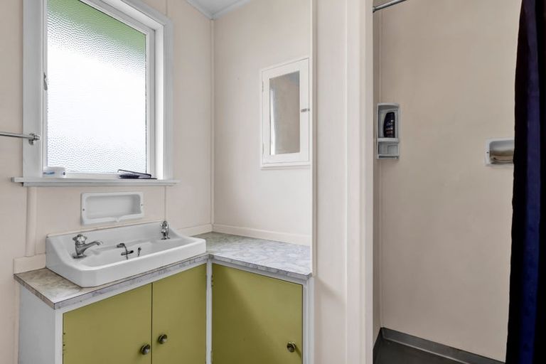 Photo of property in 29 Park Lane, Kaponga, Hawera, 4679