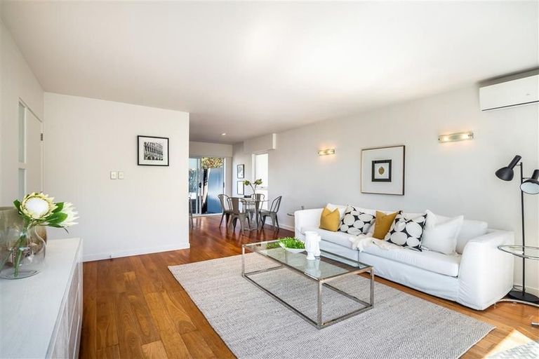 Photo of property in 2/14 Rangitira Avenue, Takapuna, Auckland, 0622