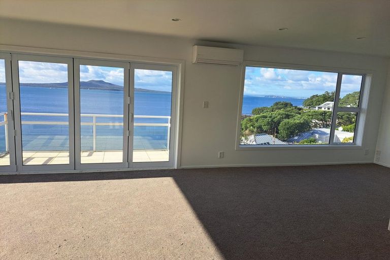 Photo of property in 8/241 Hurstmere Road, Takapuna, Auckland, 0622