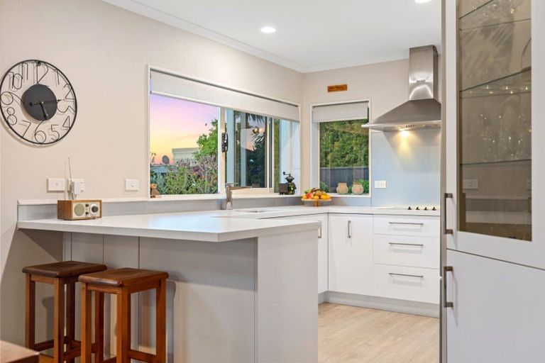 Photo of property in 9 Saint Kilda Place, Papamoa Beach, Papamoa, 3118