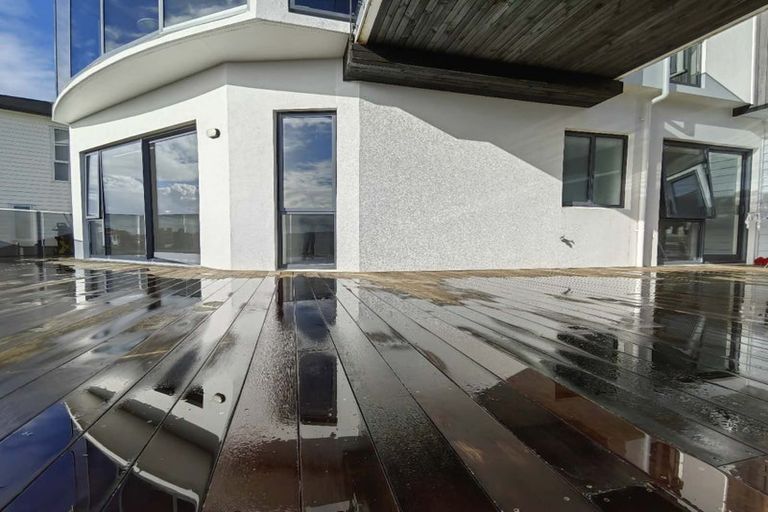 Photo of property in 82 Wainui Road, Silverdale, 0932