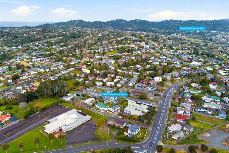 Photo of property in 1/40c West Coast Road, Glen Eden, Auckland, 0602