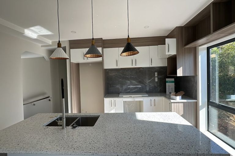 Photo of property in 309 Don Buck Road, Massey, Auckland, 0614