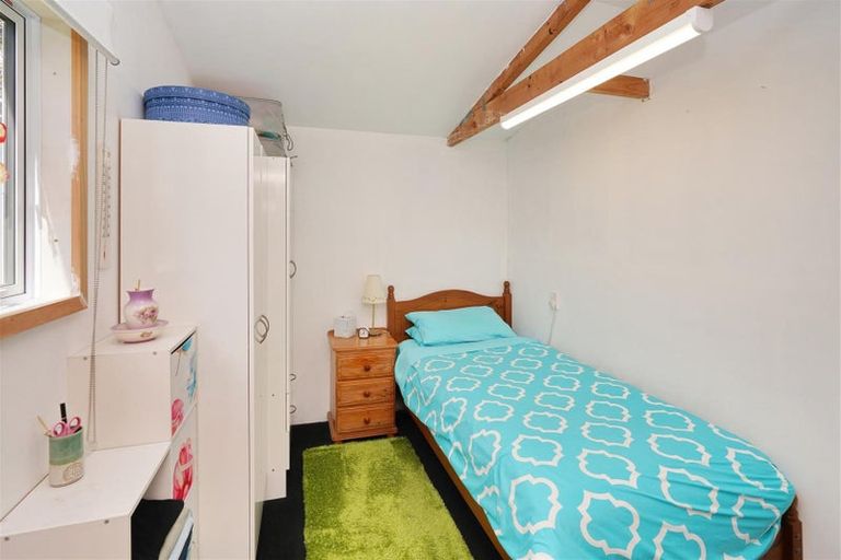 Photo of property in 46 Woodville Street, Edgeware, Christchurch, 8013