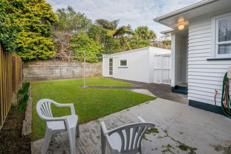 Photo of property in 118 Weraroa Road, Levin, 5510
