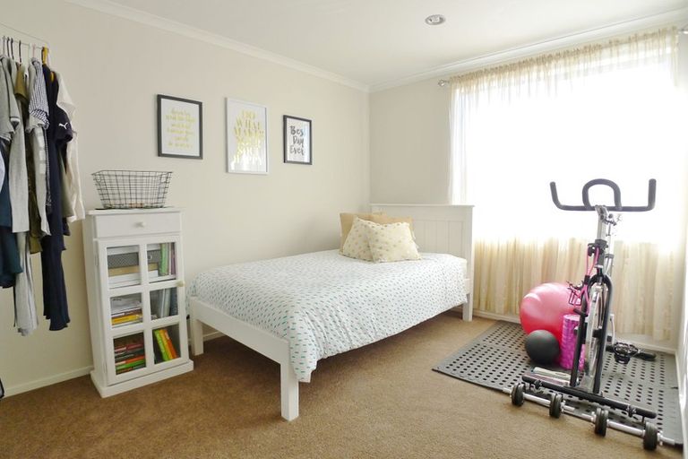 Photo of property in 11 Kauri Drive, Takanini, 2112