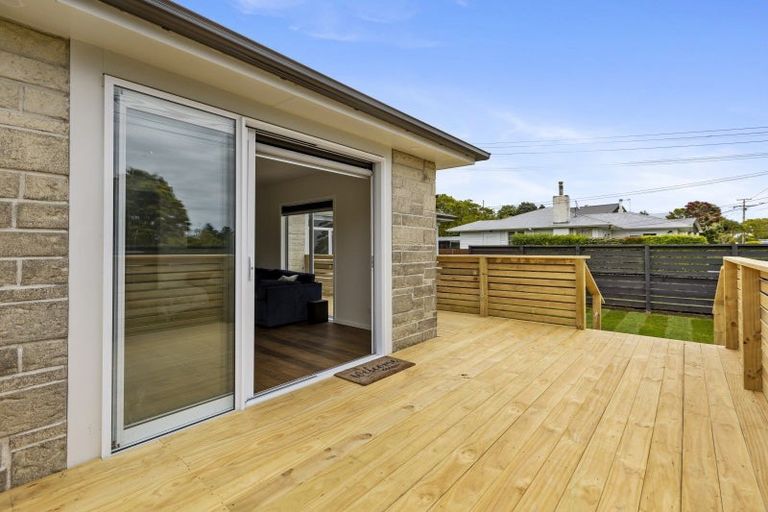 Photo of property in 14 Cowling Road, Hurdon, New Plymouth, 4310