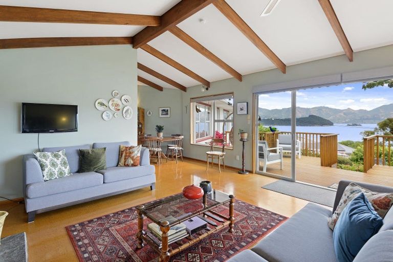 Photo of property in 11 Ngaio Lane, Charteris Bay, Lyttelton, 8971