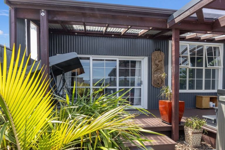 Photo of property in 10 Orowaiti Road, Westport, 7825