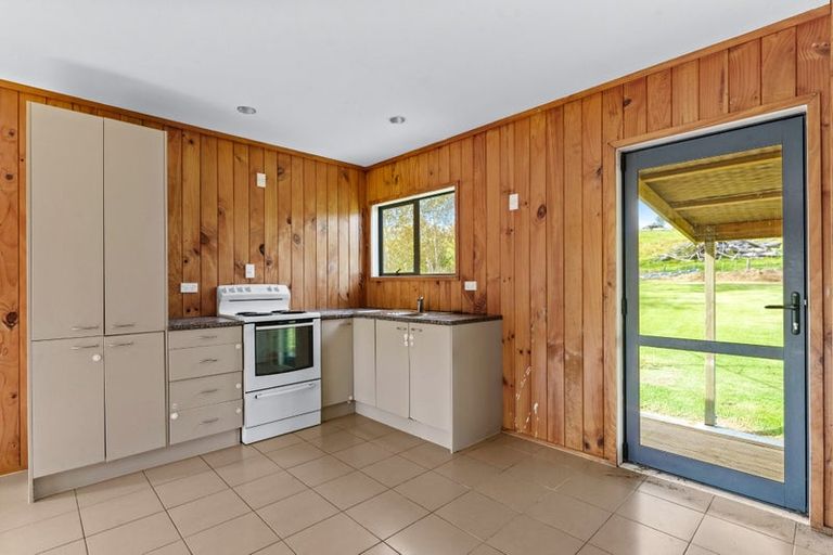 Photo of property in 30a Settlement Road, Kaiwaka, 0573