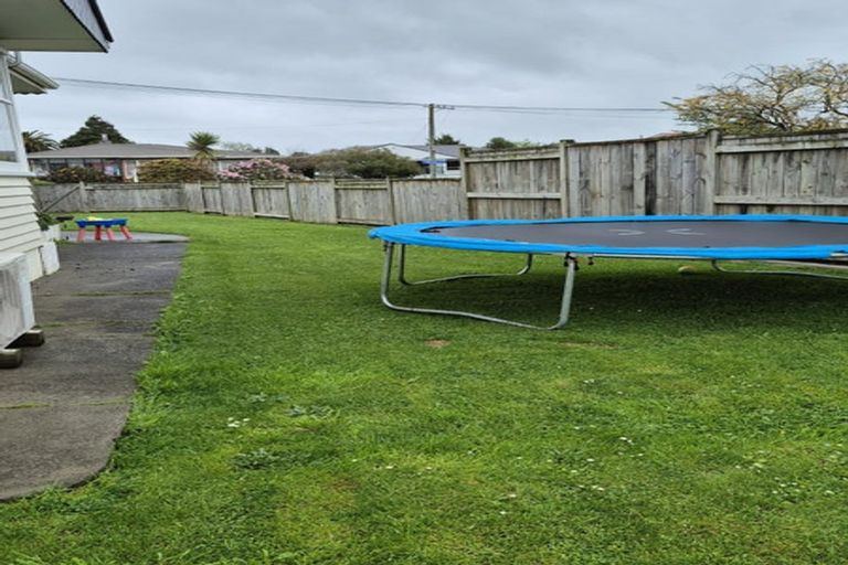 Photo of property in 5 Highfield Place, Levin, 5510