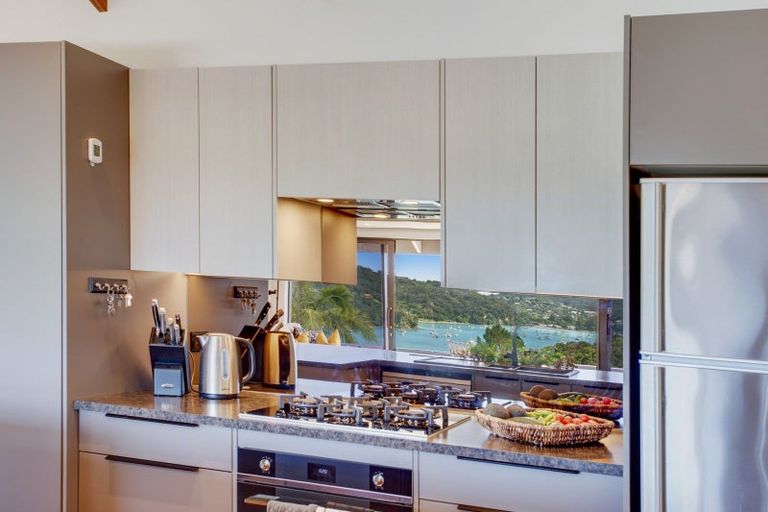 Photo of property in 15 Major Bridge Drive, Russell, 0272