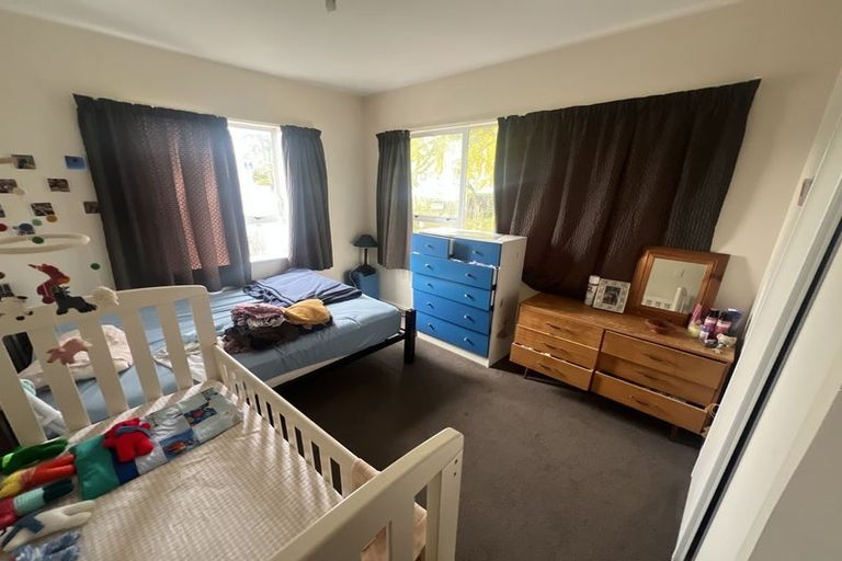 Photo of property in 9 Memorial Avenue, Ilam, Christchurch, 8053