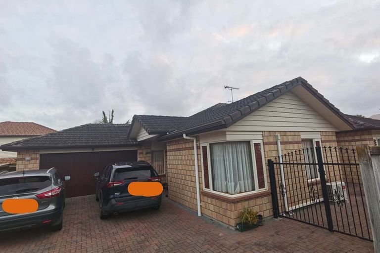 Photo of property in 14 Monash Place, Flat Bush, Auckland, 2016