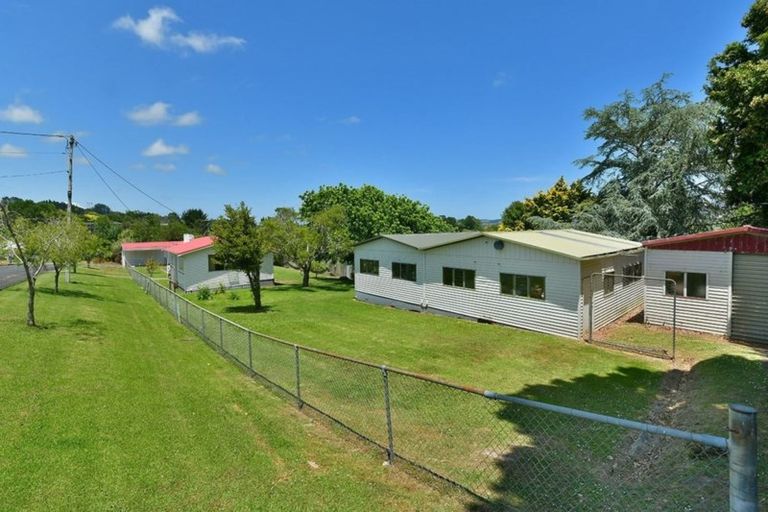 Photo of property in 31 Kowhai Street, Helensville, 0800