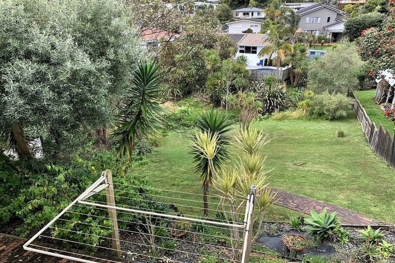 Photo of property in 28 Matipo Road, Mairangi Bay, Auckland, 0630