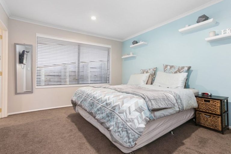 Photo of property in 26 Gulf Harbour Drive, Gulf Harbour, Whangaparaoa, 0930