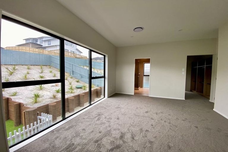 Photo of property in 54 Pacific Heights Road, Orewa, 0931