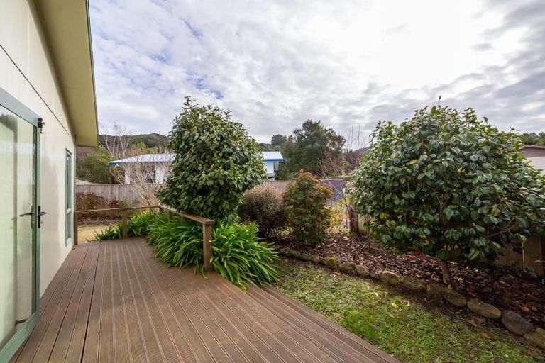 Photo of property in 3 Kowhai Grove, Featherston, 5710