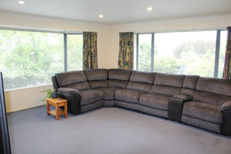 Photo of property in 4 Sunninghurst Drive, Fairfield, Dunedin, 9018