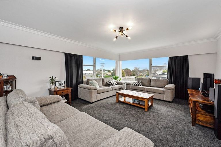 Photo of property in 24 Charles Crescent, Beerescourt, Hamilton, 3200
