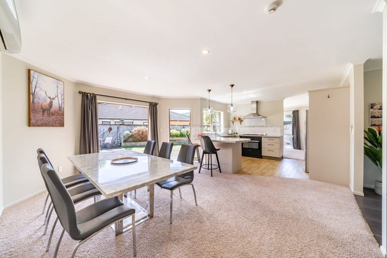 Photo of property in 8 Beechwood Way, Te Marua, Upper Hutt, 5018