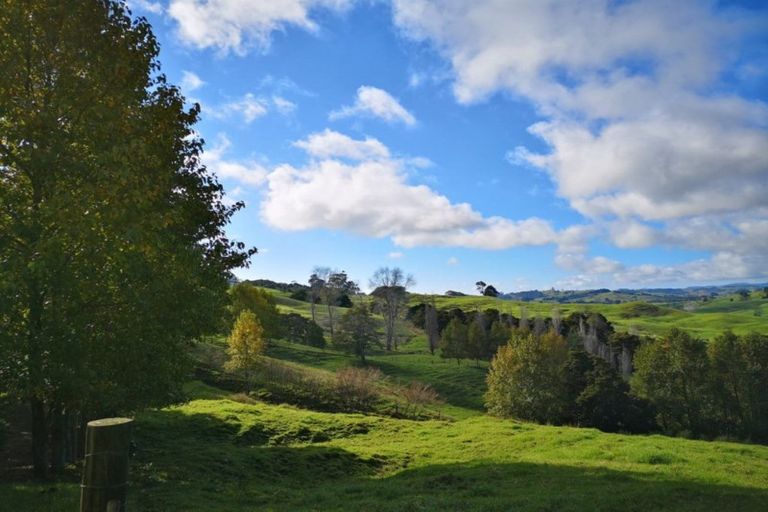 Photo of property in 567 J V Grant Road, Wharehine, Wellsford, 0973