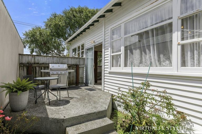 Photo of property in 92 Pretoria Street, Hutt Central, Lower Hutt, 5010