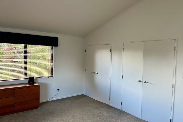 Photo of property in 2/3a City View Terrace, Birkenhead, Auckland, 0626