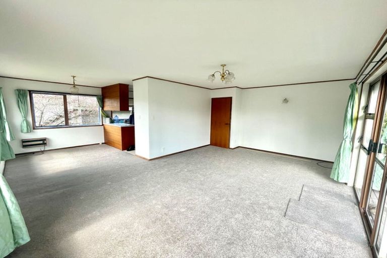 Photo of property in 1/27 Sea Spray Drive, Bucklands Beach, Auckland, 2012