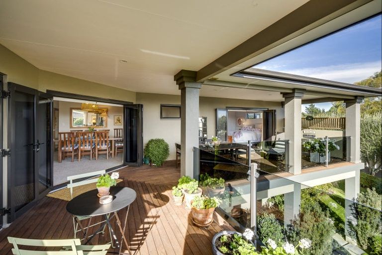 Photo of property in 36 Selwyn Road, Havelock North, 4130