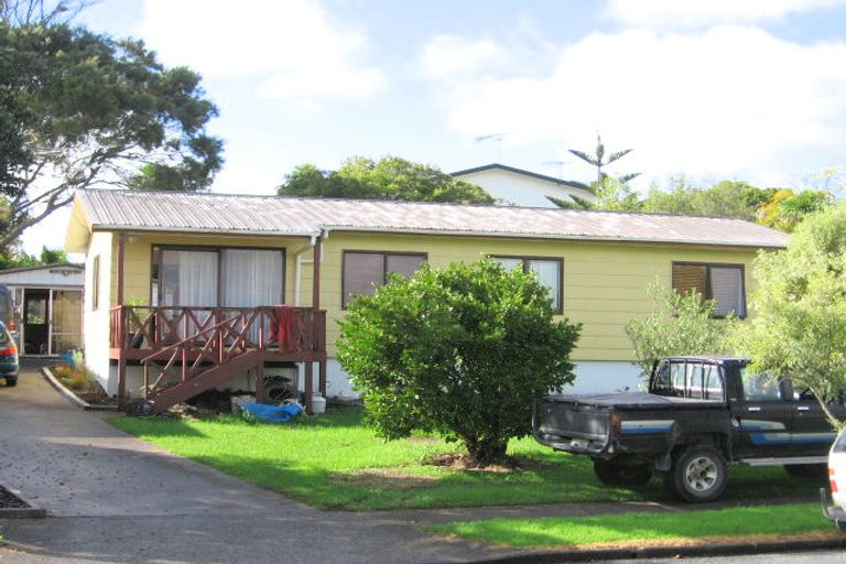 Photo of property in 21 Bay Vista Drive, Red Beach, 0932