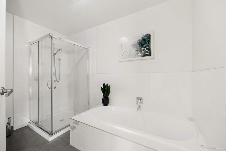 Photo of property in 4/3 Woolfield Road, Papatoetoe, Auckland, 2025